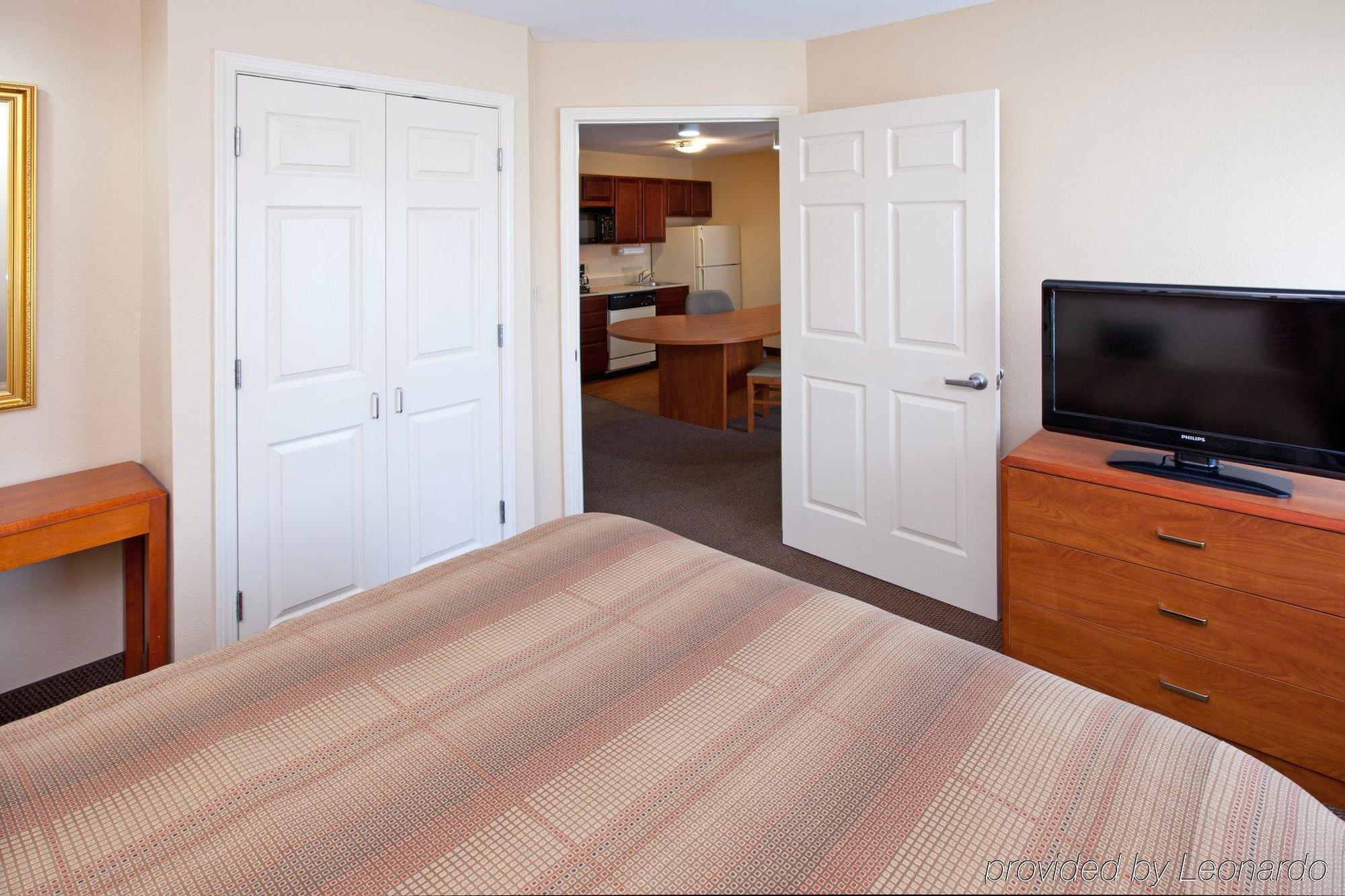 Candlewood Suites Louisville Airport By Ihg Eksteriør bilde