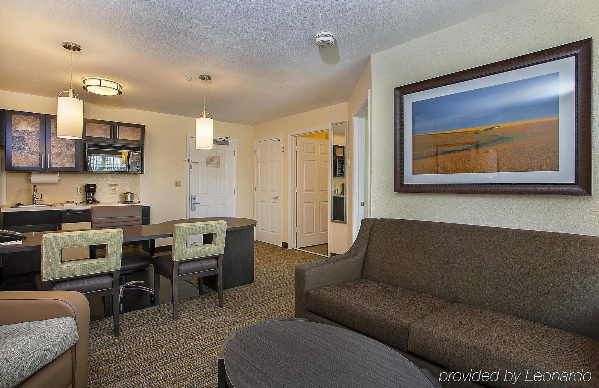 Candlewood Suites Louisville Airport By Ihg Eksteriør bilde